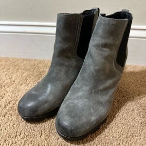 Sorel JOAN UPTOWN Waterproof Wedge Chelsea Boots Womens Sz 7.5 Gray